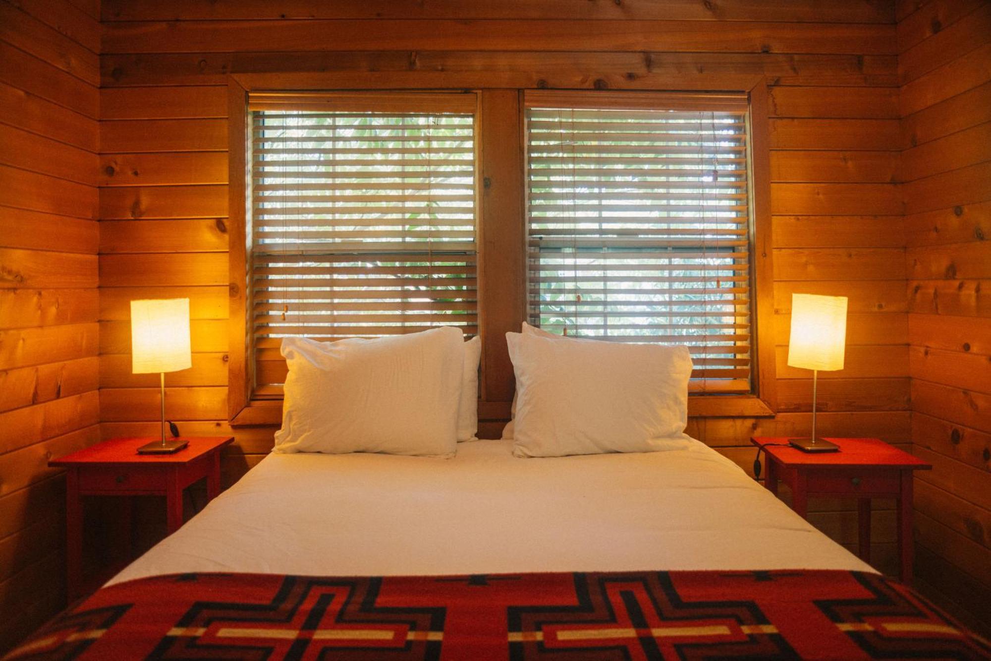 Johnson'S Beach Cabins And Campground Guerneville Exteriör bild