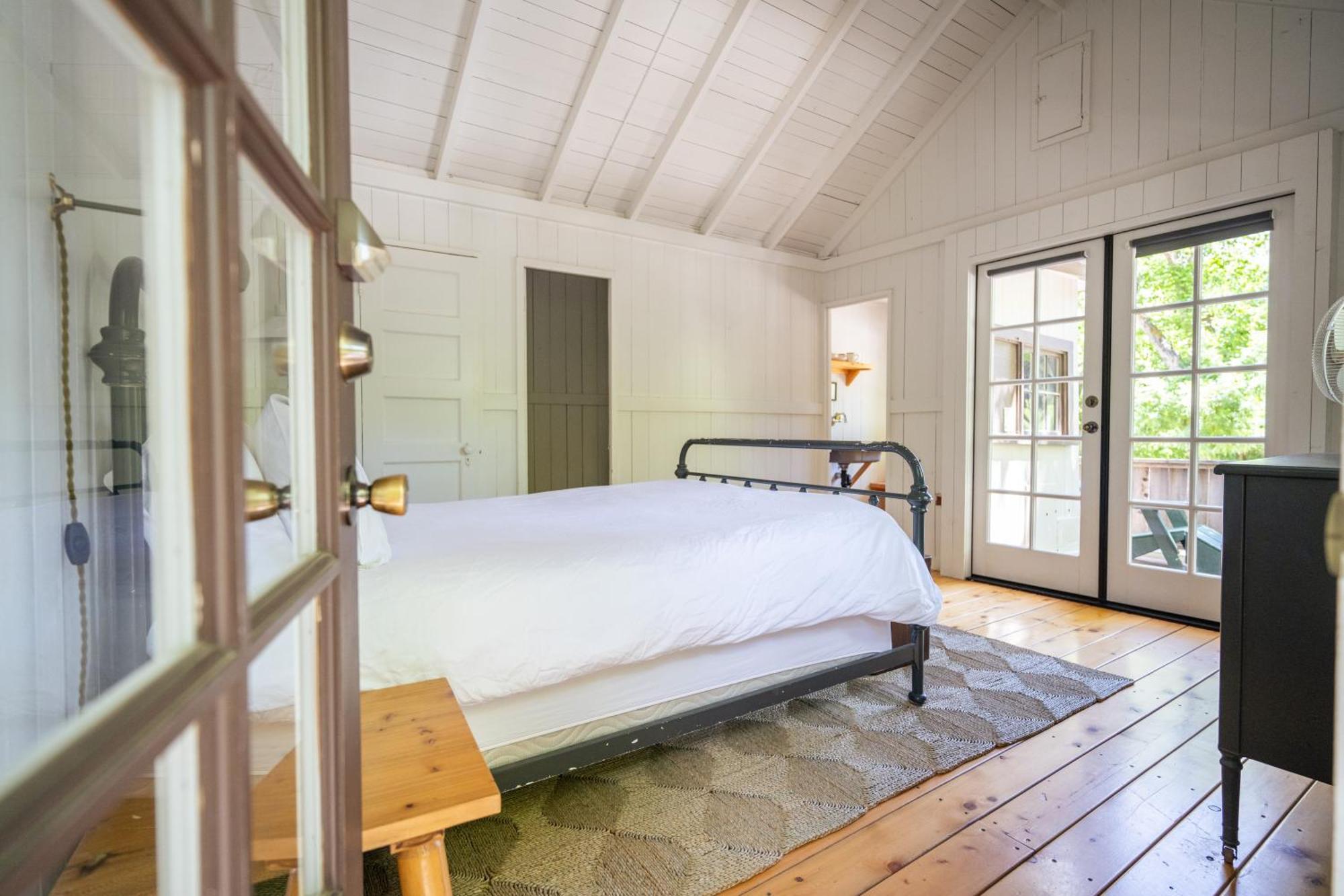 Johnson'S Beach Cabins And Campground Guerneville Exteriör bild